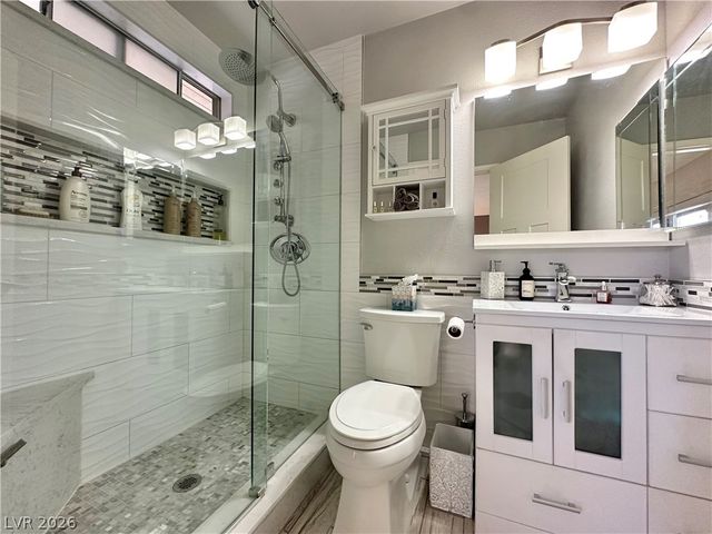 7749 Parnell Avenue, Las Vegas, NV 89147