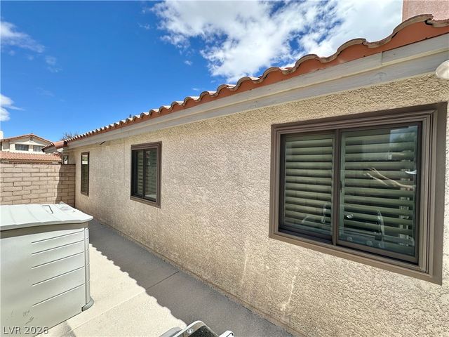 7749 Parnell Avenue, Las Vegas, NV 89147