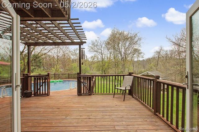 1160 S Garner Road, Milford Charter Township, MI 48380