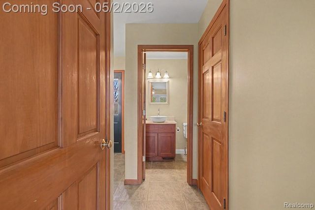 1160 S Garner Road, Milford Charter Township, MI 48380
