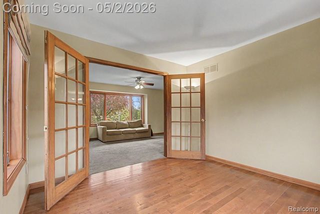 1160 S Garner Road, Milford Charter Township, MI 48380