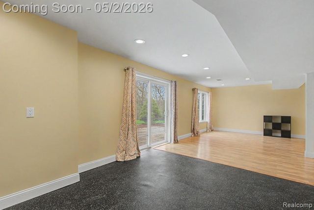 1160 S Garner Road, Milford Charter Township, MI 48380