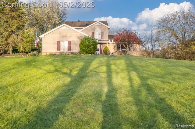 1160 S Garner Road, Milford Charter Township, MI 48380