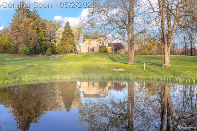 1160 S Garner Road, Milford Charter Township, MI 48380