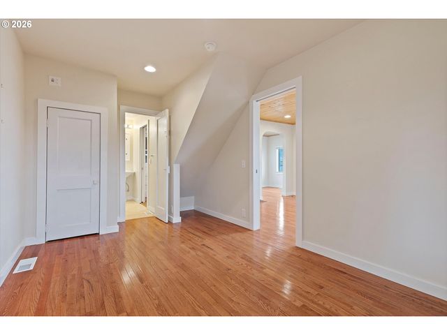 5093 Ne 49TH St, Neotsu, OR 97364