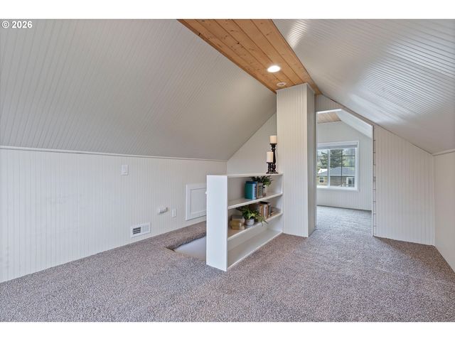 5093 Ne 49TH St, Neotsu, OR 97364