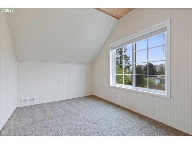 5093 Ne 49TH St, Neotsu, OR 97364