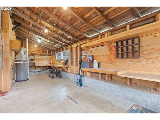 5093 Ne 49TH St, Neotsu, OR 97364