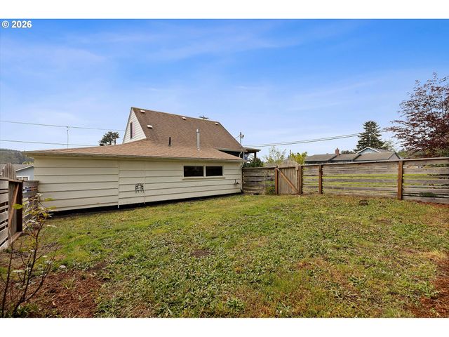 5093 Ne 49TH St, Neotsu, OR 97364