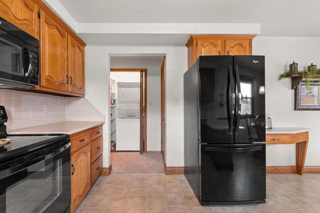 1427 W KIMBERLY AVENUE, Kimberly, WI 54136