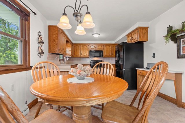 1427 W KIMBERLY AVENUE, Kimberly, WI 54136