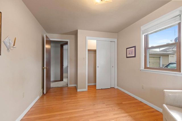 1427 W KIMBERLY AVENUE, Kimberly, WI 54136