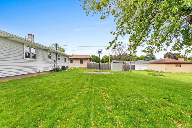 1427 W KIMBERLY AVENUE, Kimberly, WI 54136