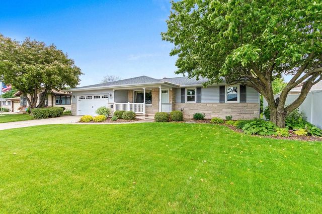 1427 W KIMBERLY AVENUE, Kimberly, WI 54136