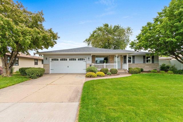 1427 W KIMBERLY AVENUE, Kimberly, WI 54136