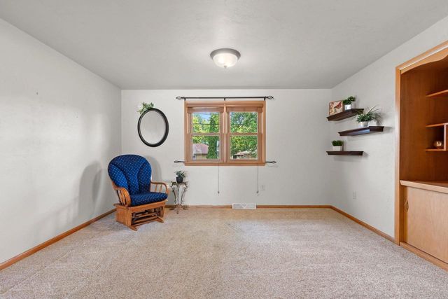 1427 W KIMBERLY AVENUE, Kimberly, WI 54136