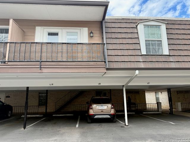 8038 Broadway Apt 223, San Antonio, TX 78209