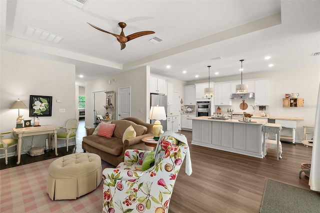 8 AUCILLA PLACE, Palm Coast, FL 32137