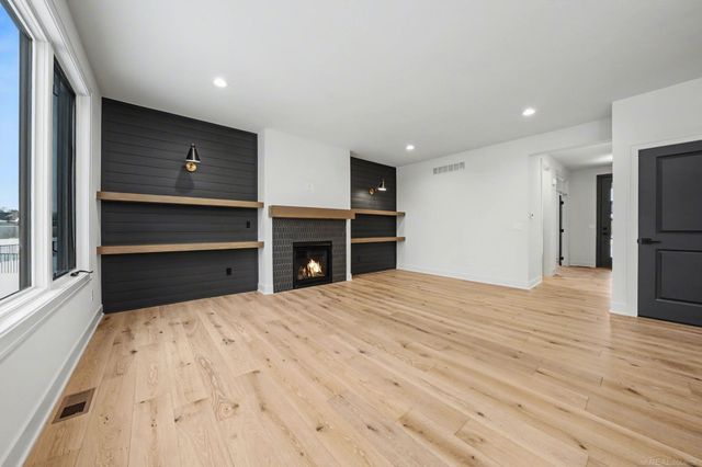 54729 Camden Court, Shelby Twp, MI 48316