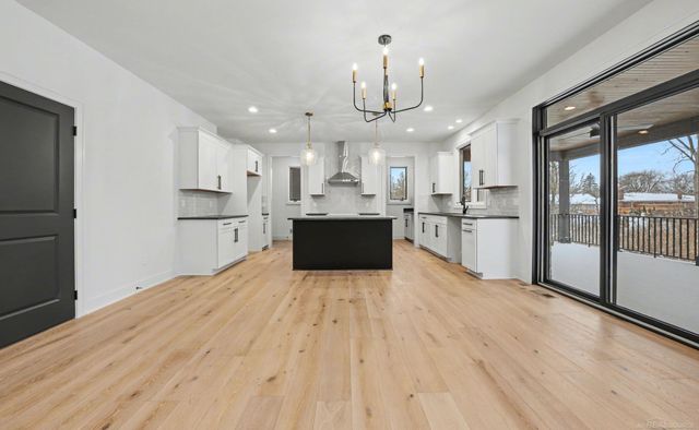 54729 Camden Court, Shelby Twp, MI 48316