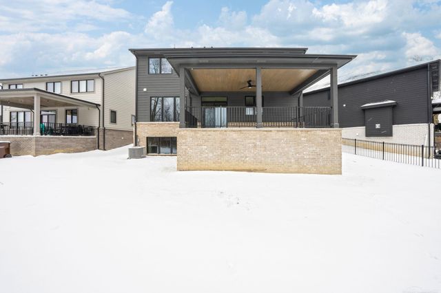 54729 Camden Court, Shelby Twp, MI 48316