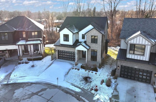 54729 Camden Court, Shelby Twp, MI 48316