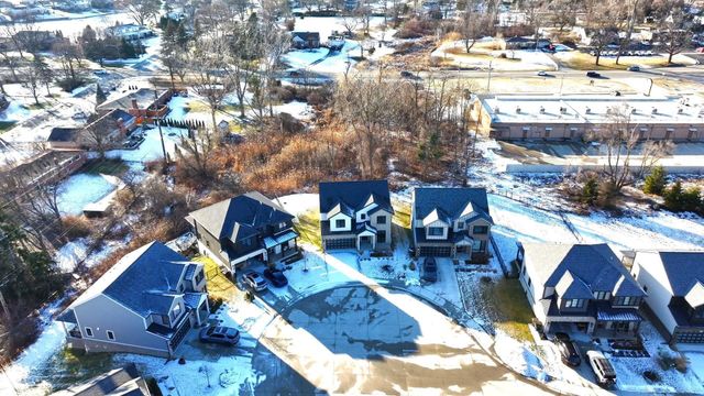 54729 Camden Court, Shelby Twp, MI 48316