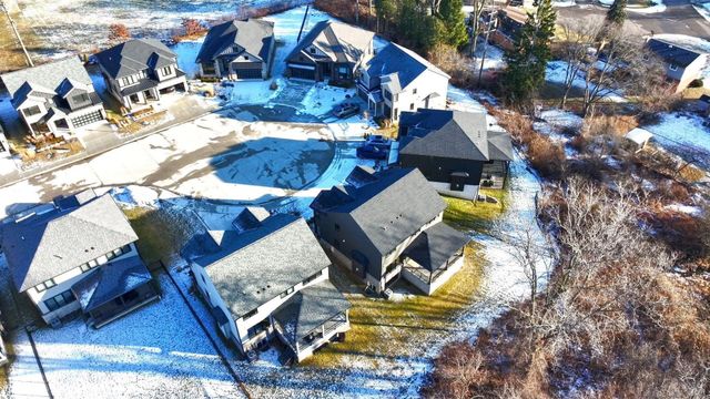 54729 Camden Court, Shelby Twp, MI 48316