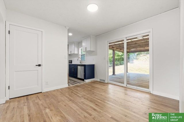 6521 N 35 Street, Omaha, NE 68112
