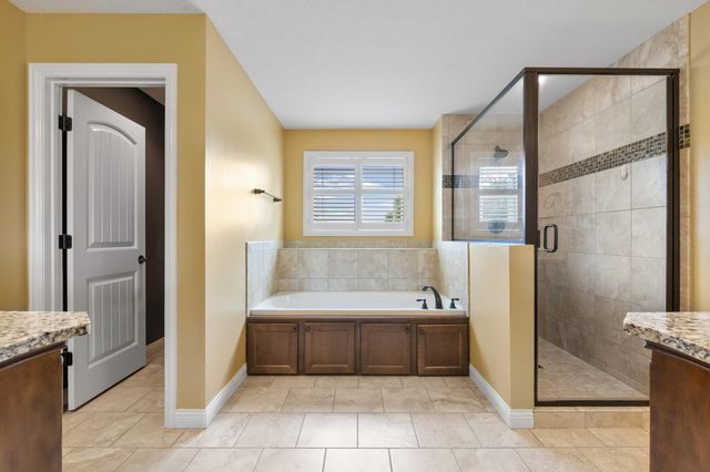 1404 SADDLE BAG CT, Columbia, MO 65201