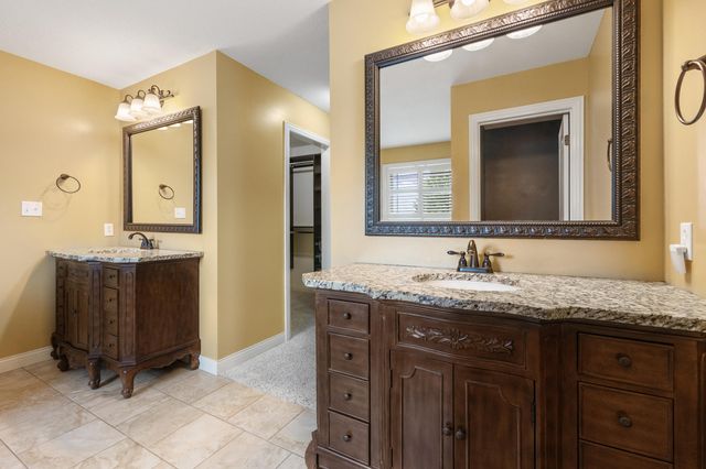 1404 SADDLE BAG CT, Columbia, MO 65201