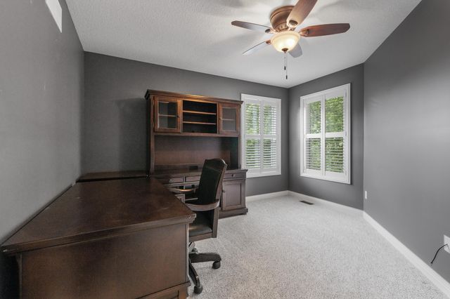 1404 SADDLE BAG CT, Columbia, MO 65201