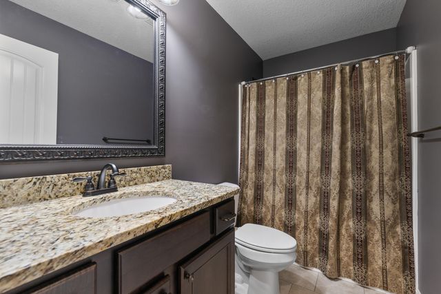 1404 SADDLE BAG CT, Columbia, MO 65201