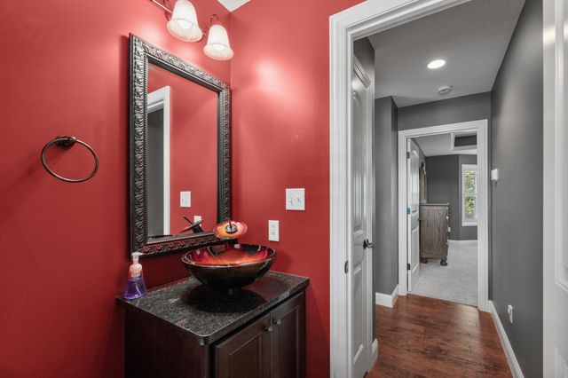 1404 SADDLE BAG CT, Columbia, MO 65201