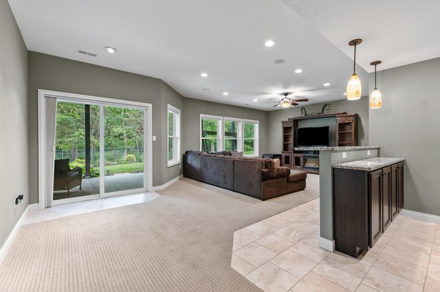 1404 SADDLE BAG CT, Columbia, MO 65201