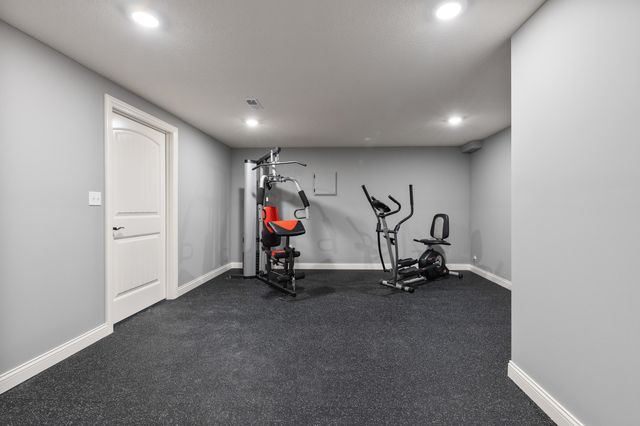 1404 SADDLE BAG CT, Columbia, MO 65201