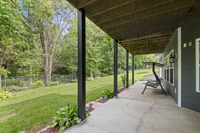 1404 SADDLE BAG CT, Columbia, MO 65201