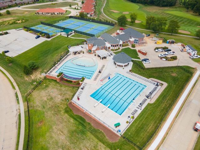 1404 SADDLE BAG CT, Columbia, MO 65201