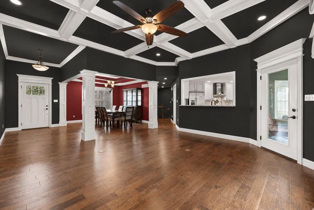 1404 SADDLE BAG CT, Columbia, MO 65201