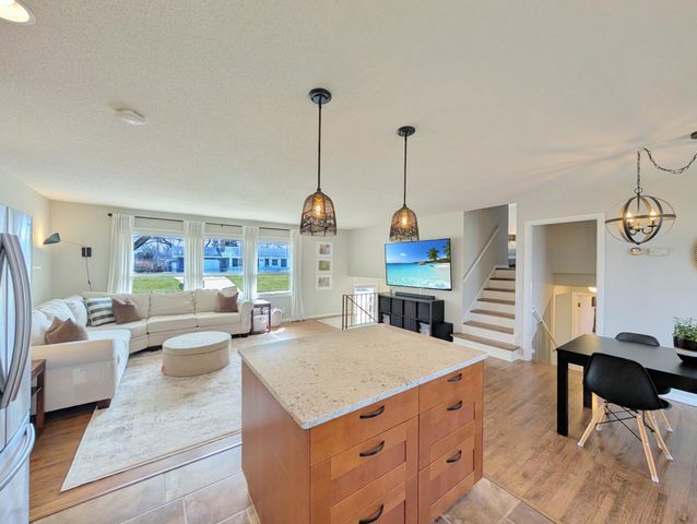 8500 34th Avenue N, New Hope, MN 55427