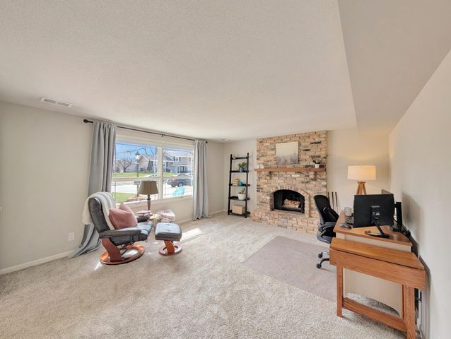 8500 34th Avenue N, New Hope, MN 55427