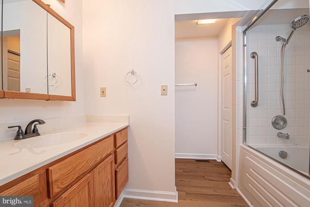 1001 N TIMBER RIDGE RD, Cross Junction, VA 22625