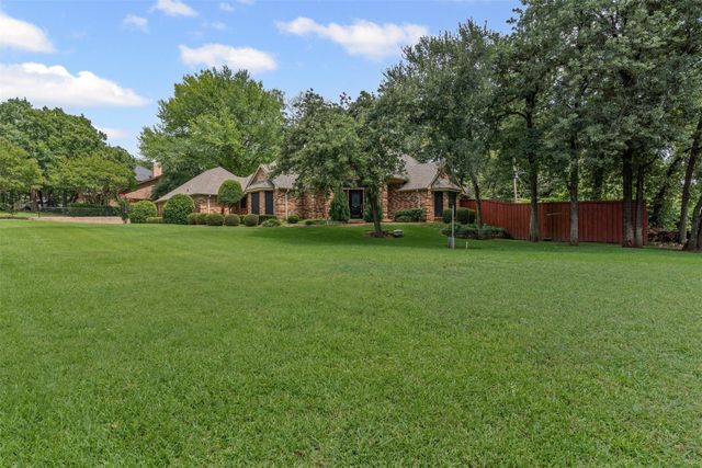 6318 Amicable Drive, Arlington, TX 76016