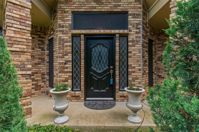 6318 Amicable Drive, Arlington, TX 76016