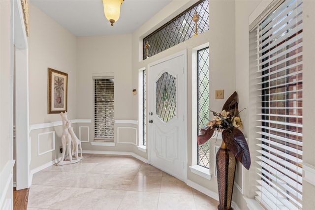 6318 Amicable Drive, Arlington, TX 76016