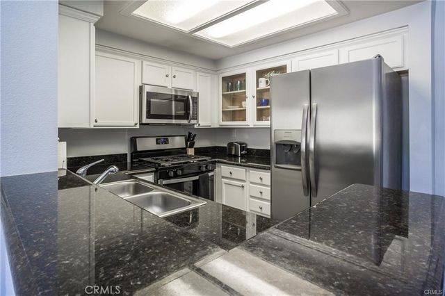 200 E Alessandro 80, Riverside, CA 92508