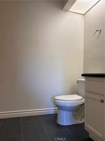 200 E Alessandro 80, Riverside, CA 92508