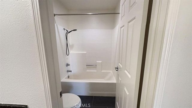 200 E Alessandro 80, Riverside, CA 92508