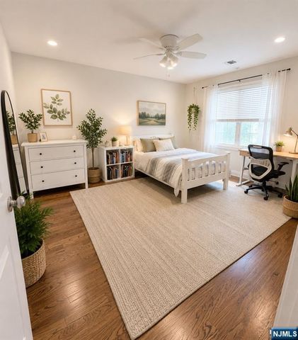 13 Canterbury Lane, New Milford, NJ 07646