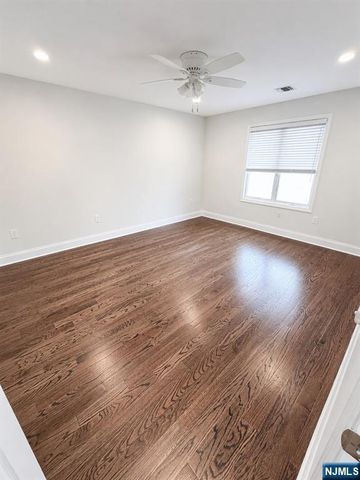 13 Canterbury Lane, New Milford, NJ 07646